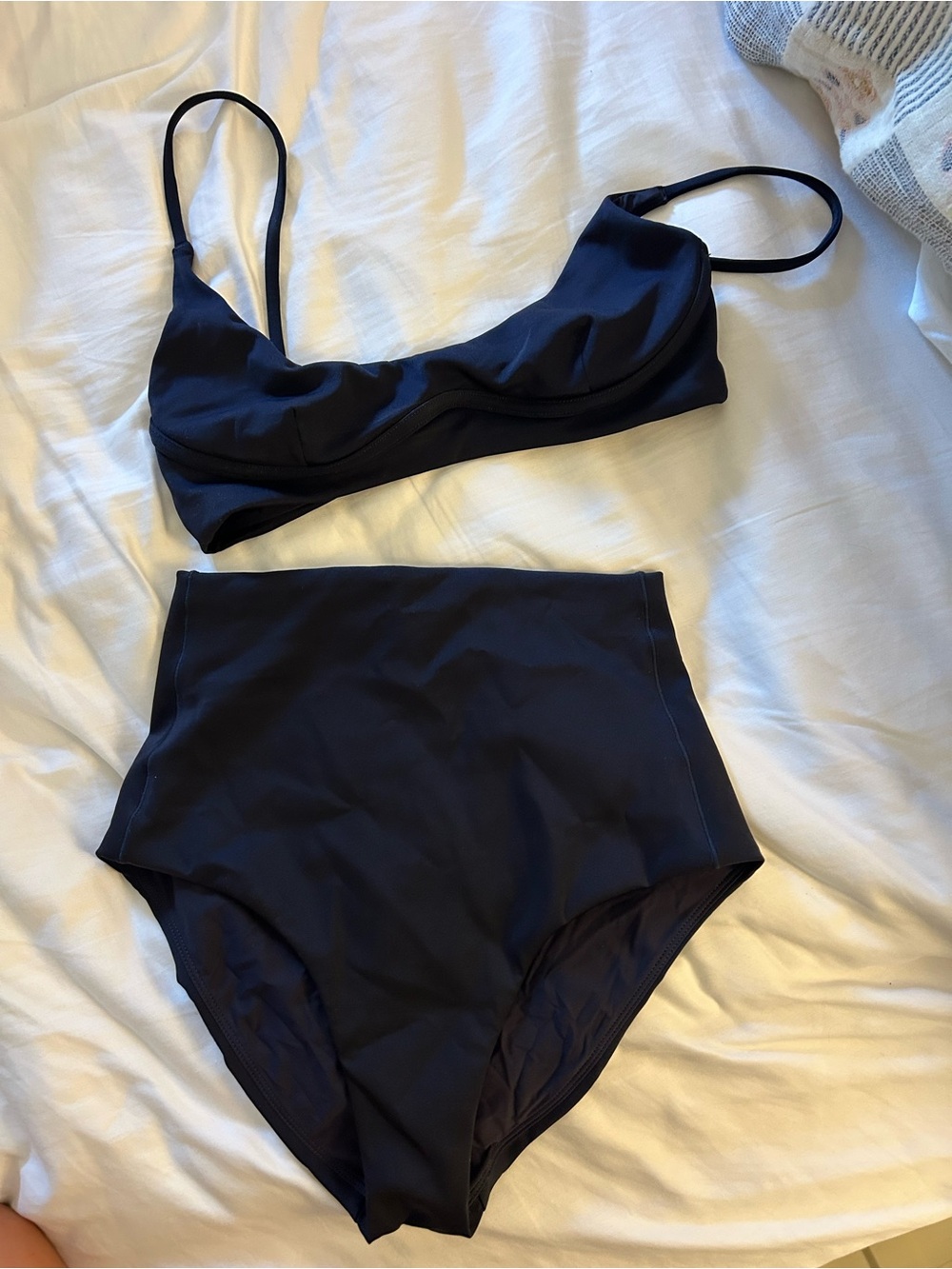 Left on Friday club top + hi tide bottom size Medium color Sprint
